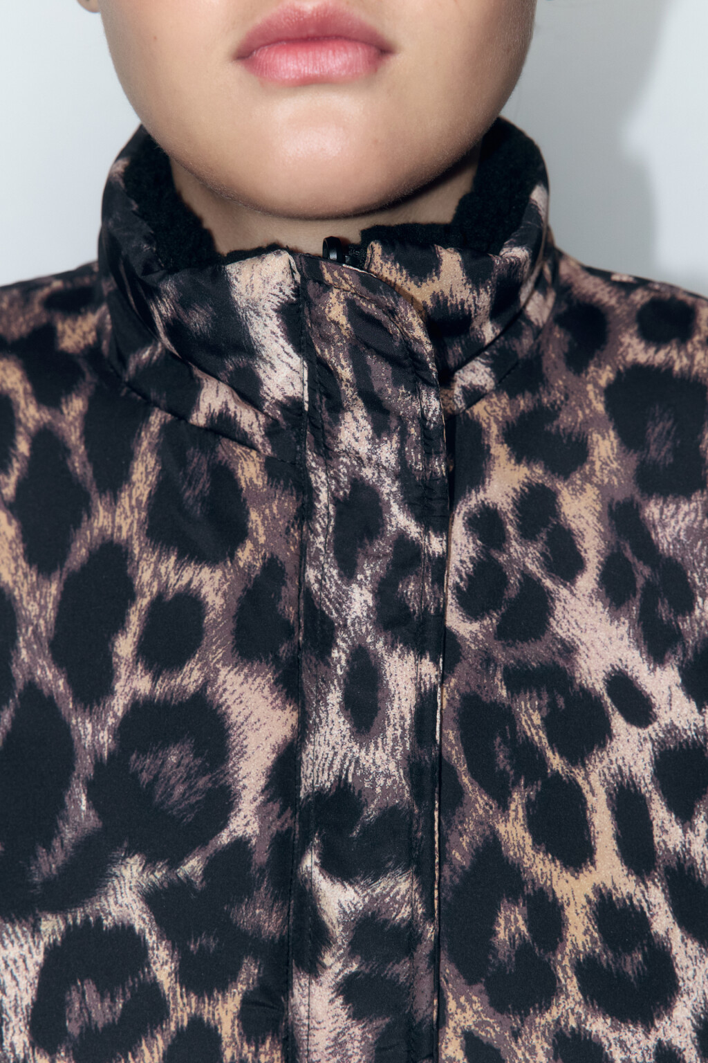 Жилет двусторонний с леопардовым принтом - цвет черный - 7