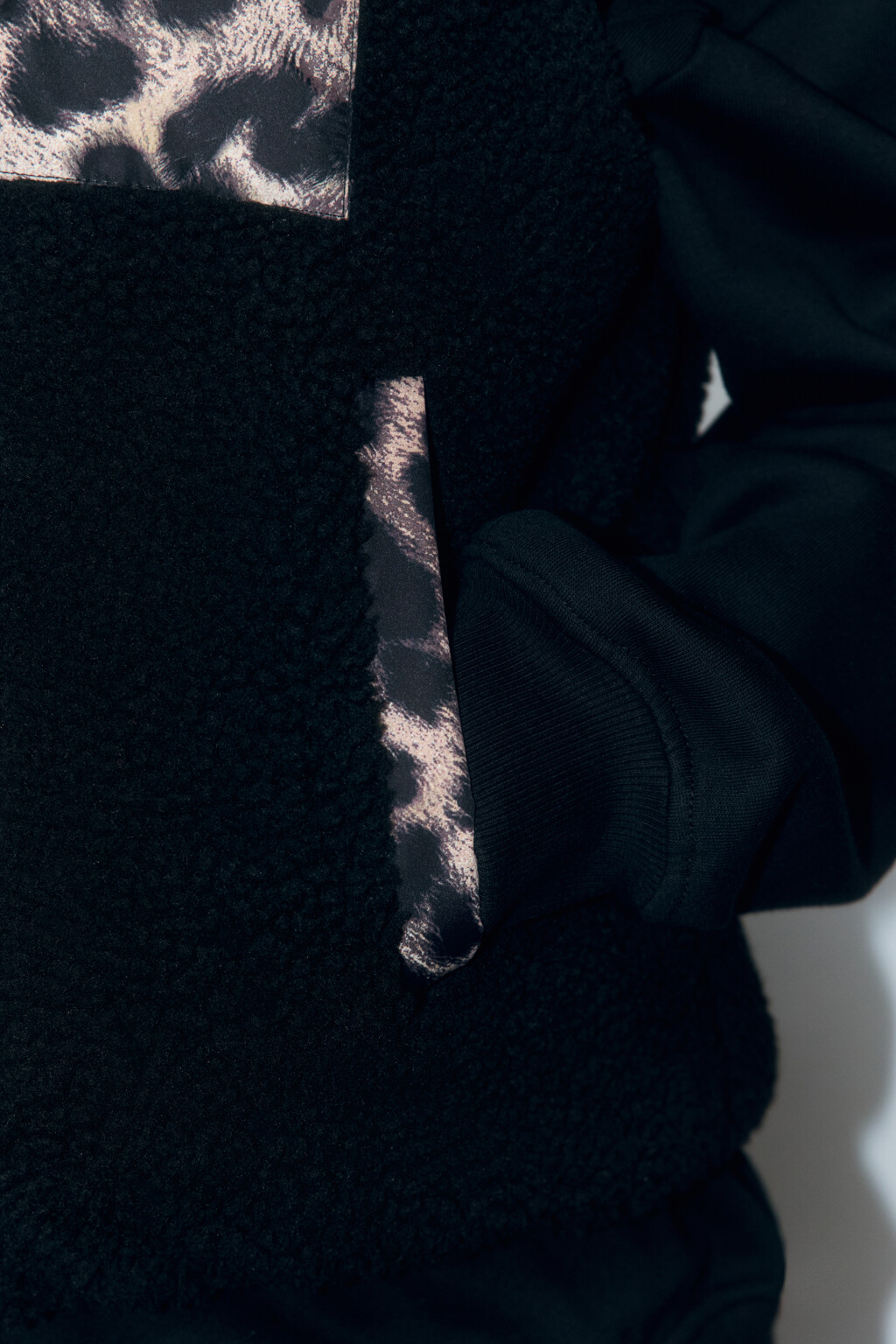 Жилет двусторонний с леопардовым принтом - цвет черный - 9