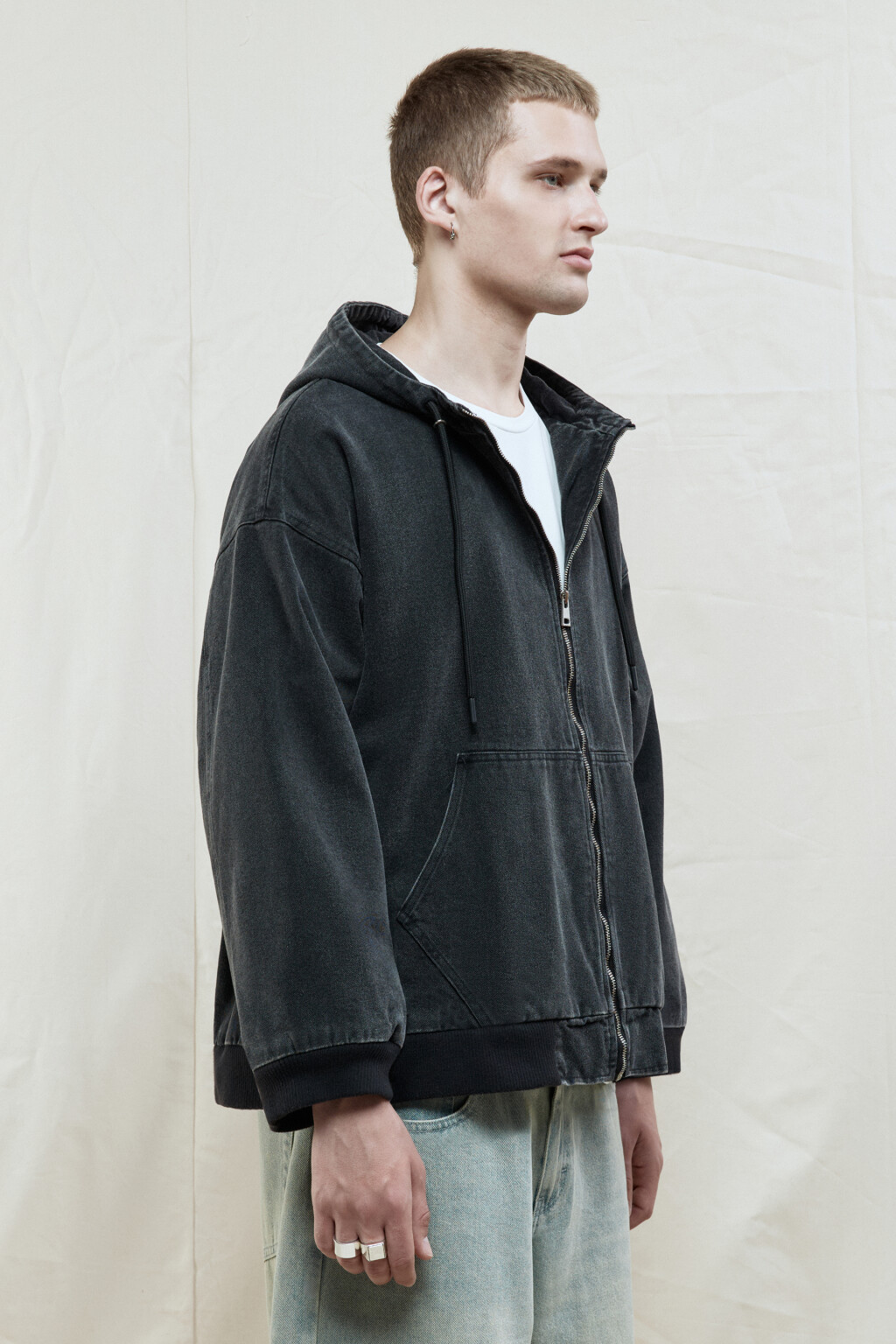 Куртка-бомбер утепленная с капюшоном - цвет серый - 3