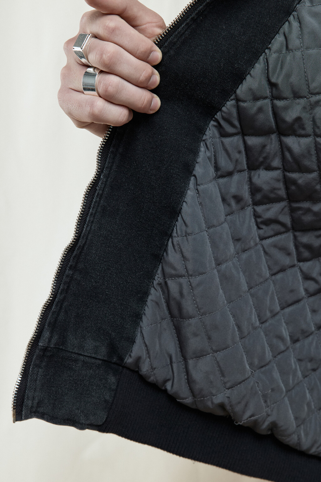 Куртка-бомбер утепленная с капюшоном - цвет серый - 6