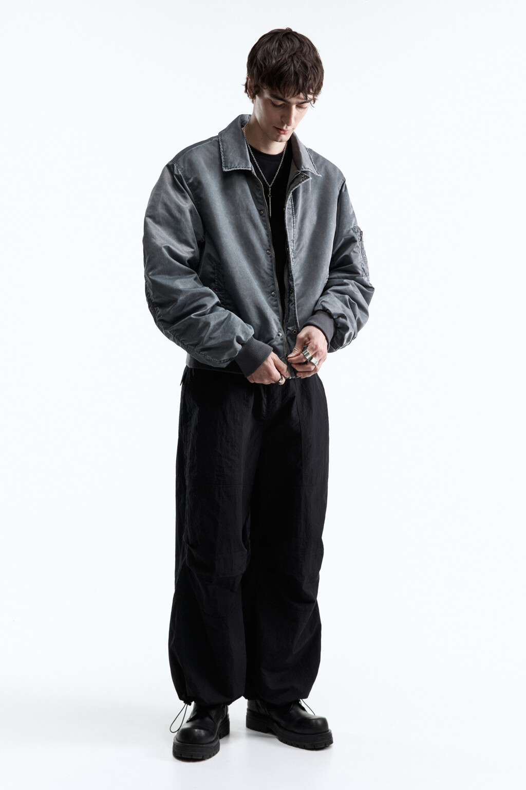 Куртка-бомбер утепленная с эффектом acid wash - цвет черный - 6