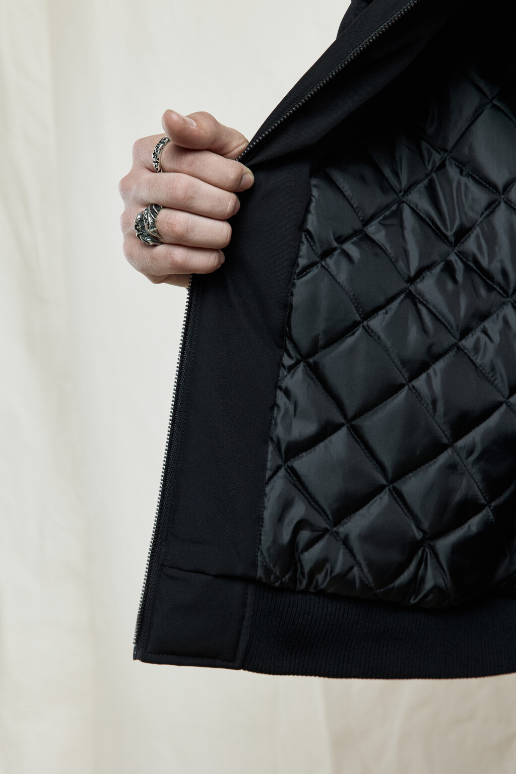 Куртка-бомбер утепленная с накладными карманами - цвет серый - 8