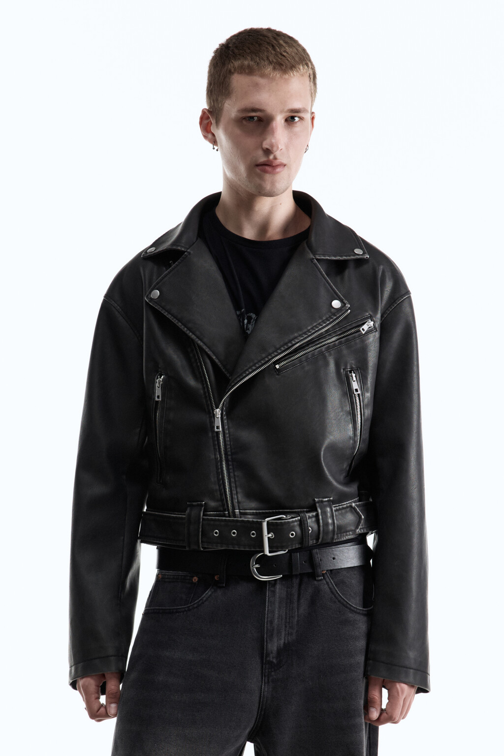 Куртка-косуха укороченная с вареным эффектом - цвет черный - 2