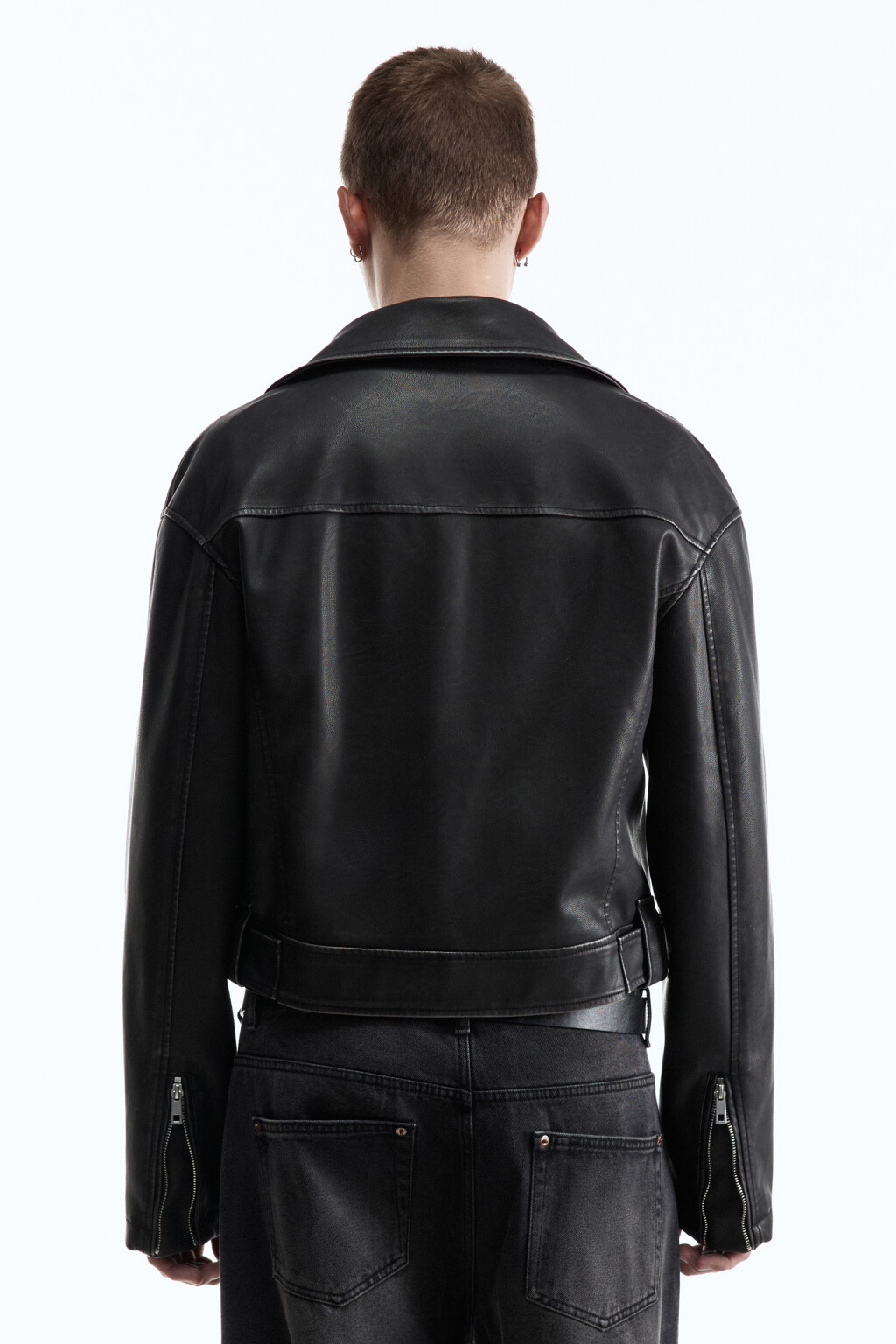 Куртка-косуха укороченная с вареным эффектом - цвет черный - 4