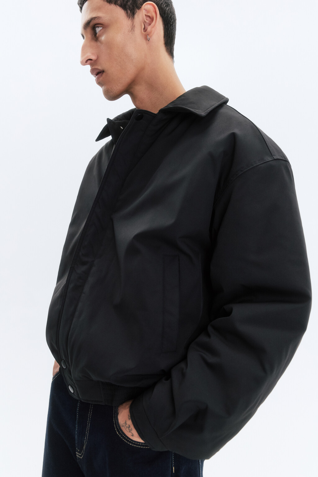 Куртка-бомбер утепленная с отложным воротником - цвет черный - 1