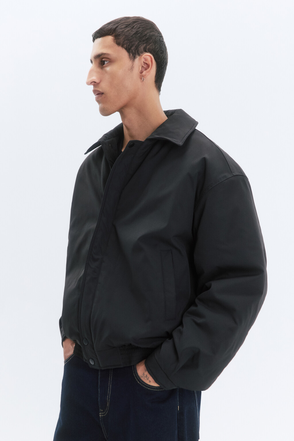 Куртка-бомбер утепленная с отложным воротником - цвет черный - 4