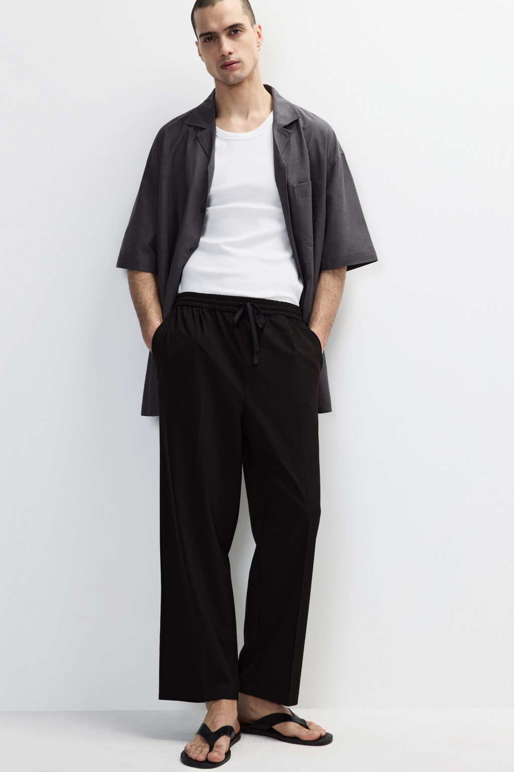 Брюки прямые костюмные с поясом на завязках - цвет черный - 1