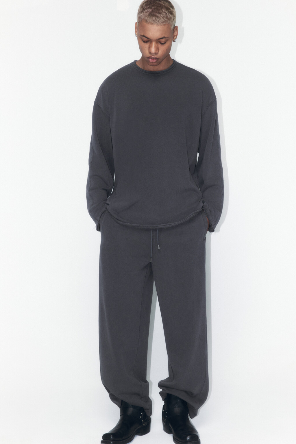 Брюки широкие трикотажные с вареным эффектом - цвет серый - 1