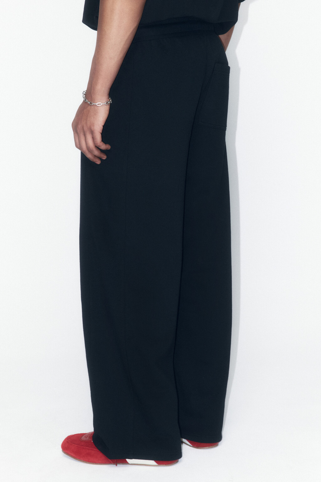 Брюки широкие трикотажные с вареным эффектом - цвет черный - 4