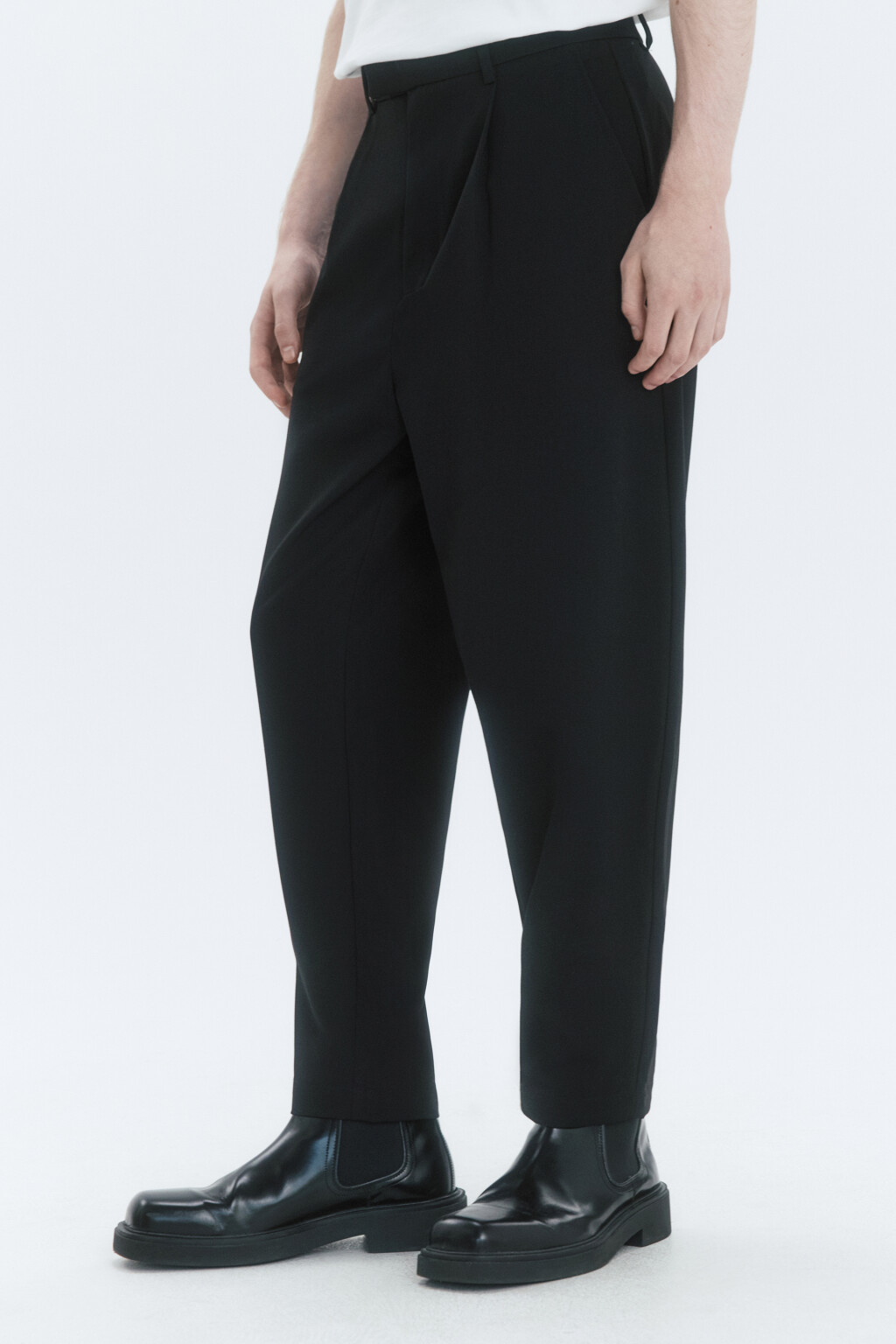 Брюки regular fit костюмные со средней посадкой - цвет черный - 3