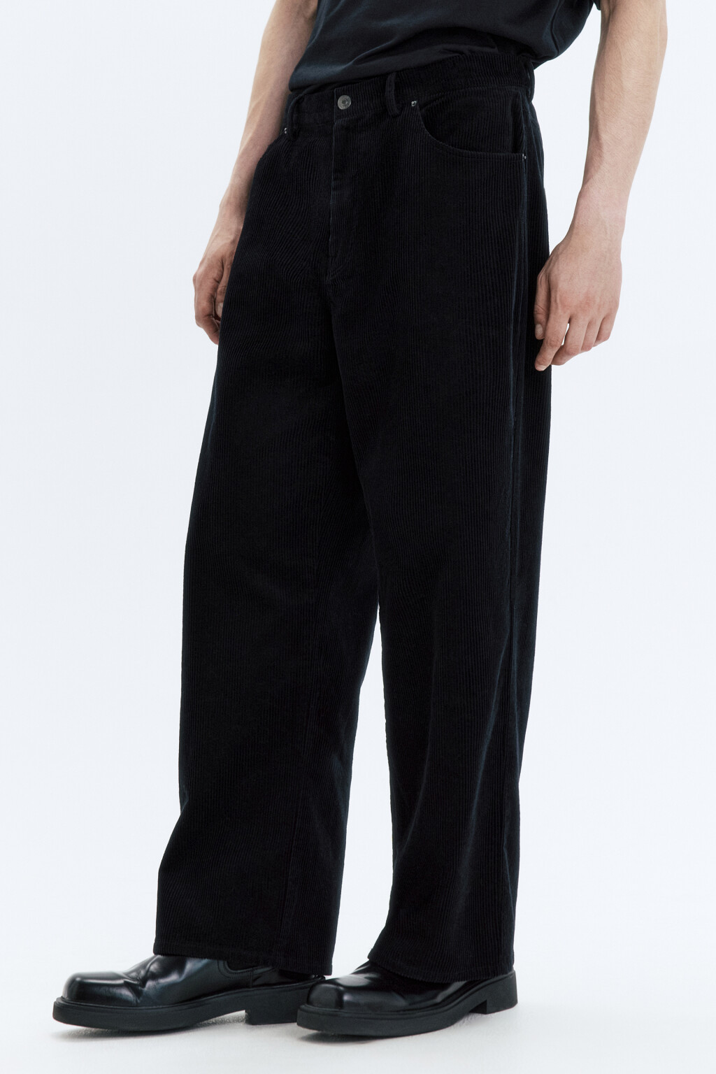 Брюки прямые с вельветовой фактурой - цвет черный - 3
