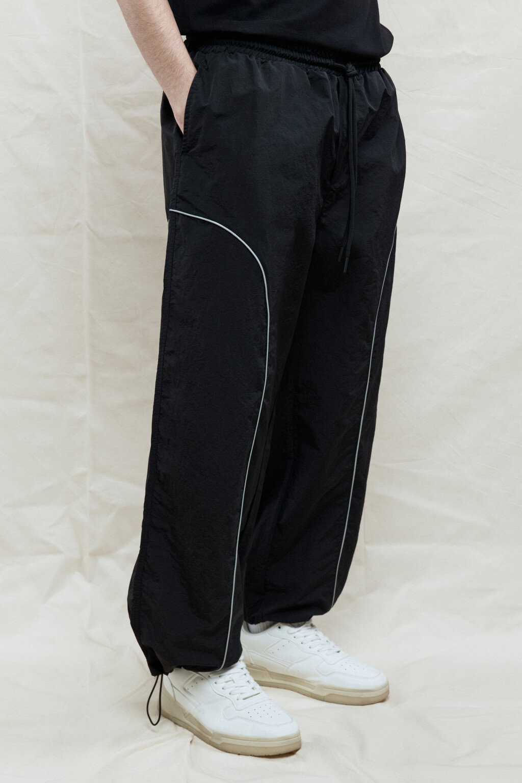 Брюки широкие спортивные с лампасами - цвет черный - 4