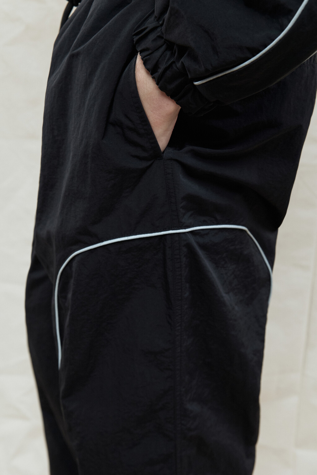 Брюки широкие спортивные с лампасами - цвет черный - 7