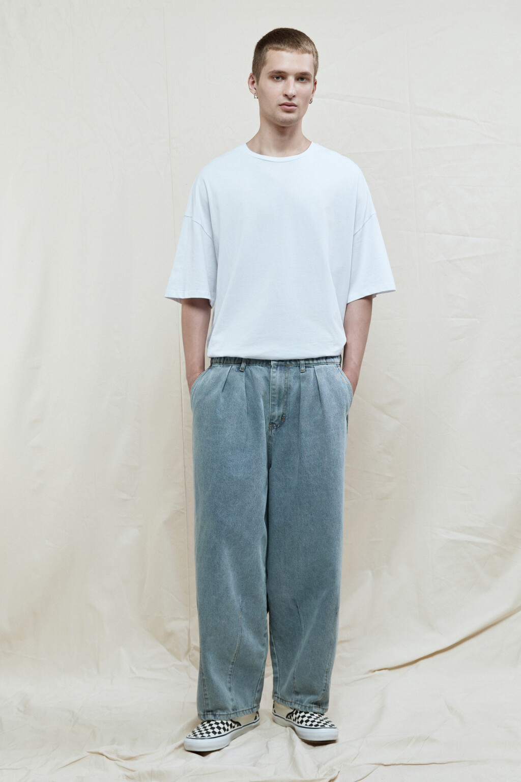 Джинсы balloon fit широкие со складками на поясе - цвет голубой - 5
