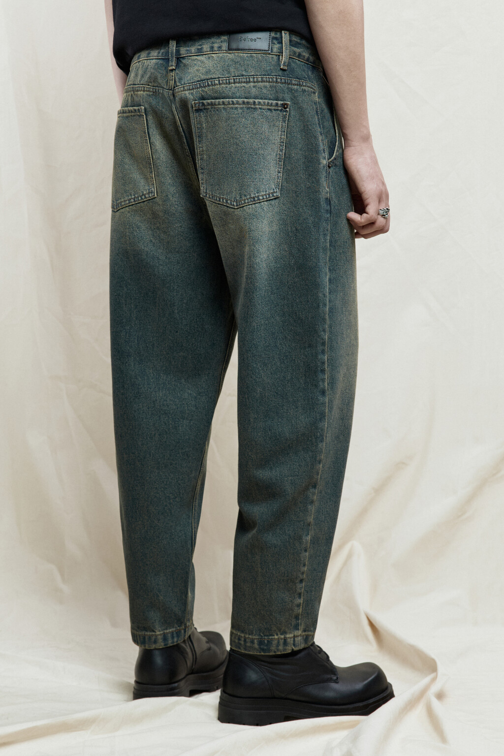 Джинсы balloon fit с эффектом грязной стирки - цвет синий - 4