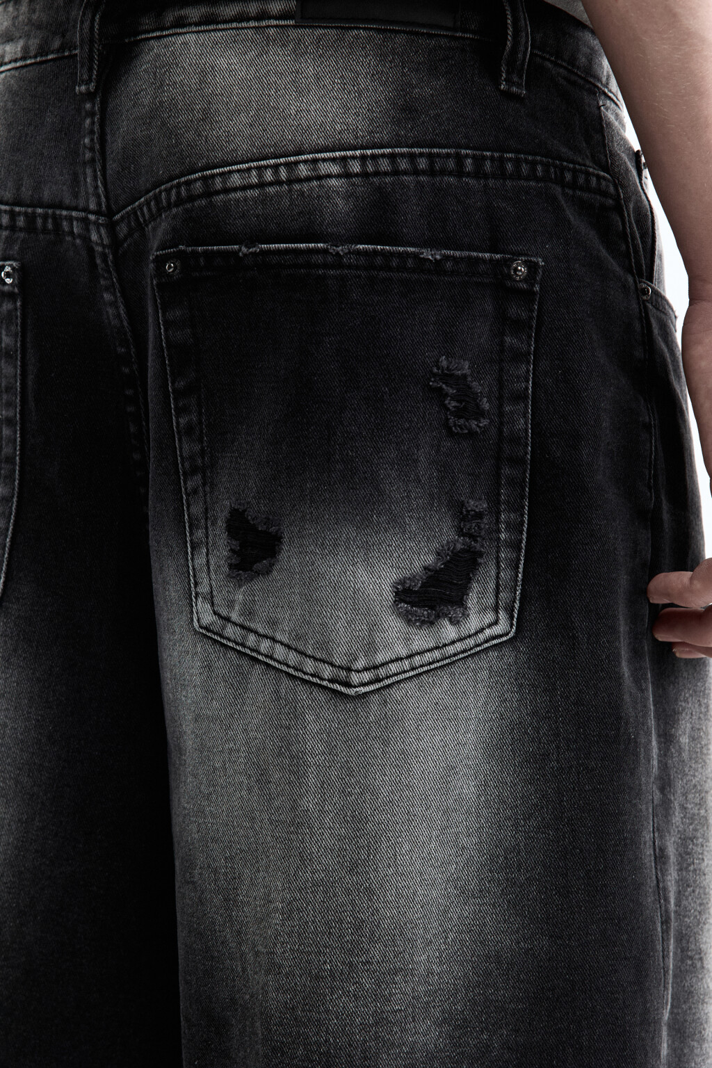 Джинсы экстраширокие с состаренным эффектом - цвет серый - 7