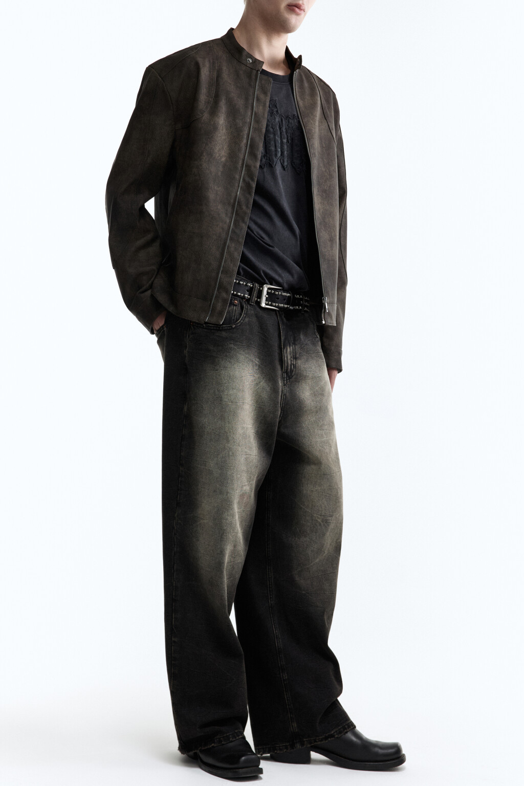 Джинсы экстраширокие с эффектом масляной стирки - цвет черный - 1