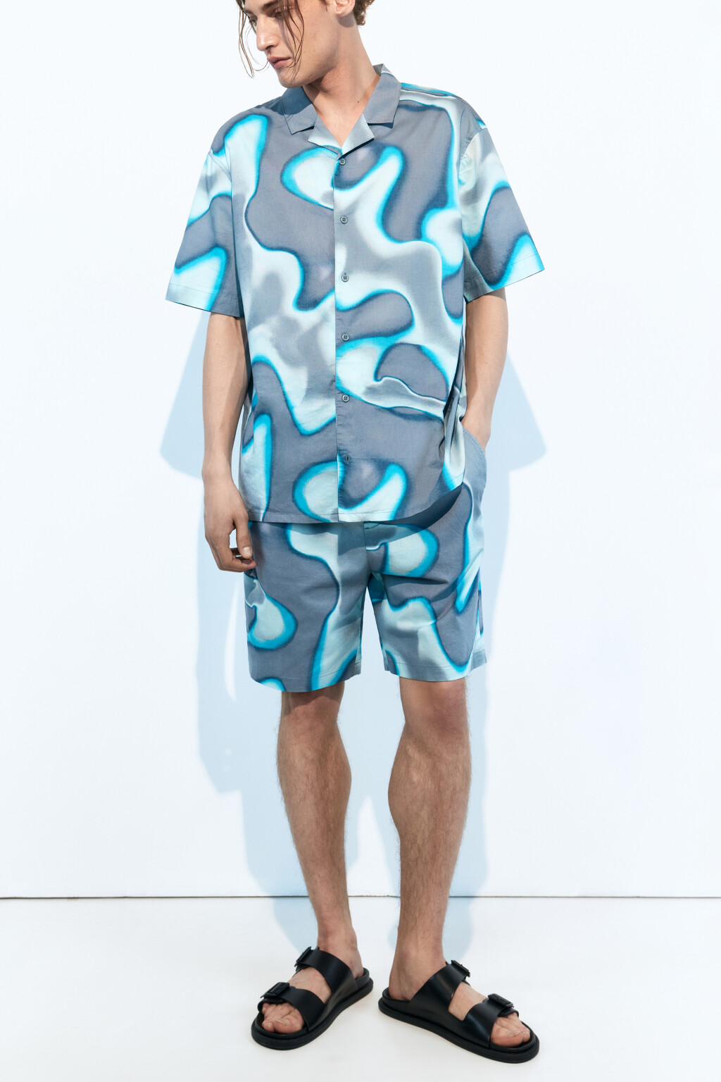 Шорты хлопковые с принтом-абстракцией - цвет мультиколор - 1