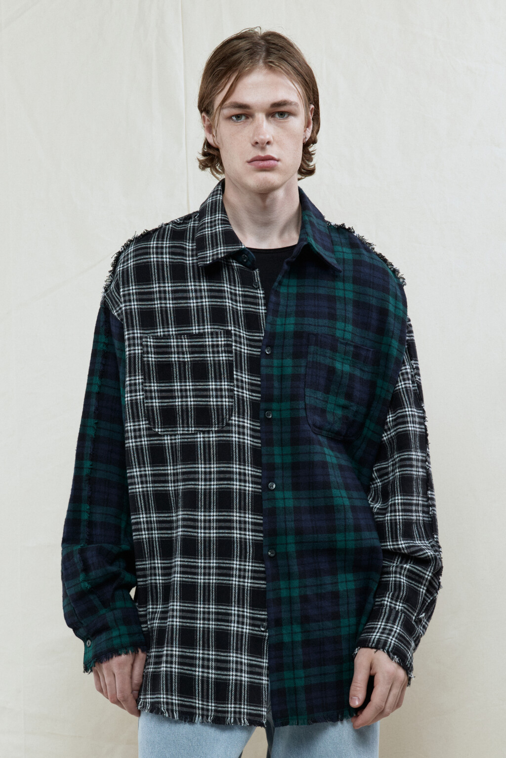 Рубашка oversize клетчатая с открытыми срезами - цвет зеленый - 2