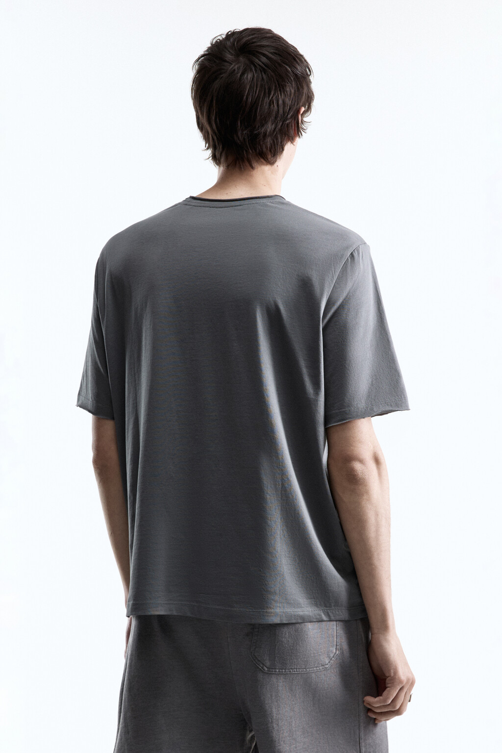 Футболка хлопковая с открытыми срезами - цвет серый - 3