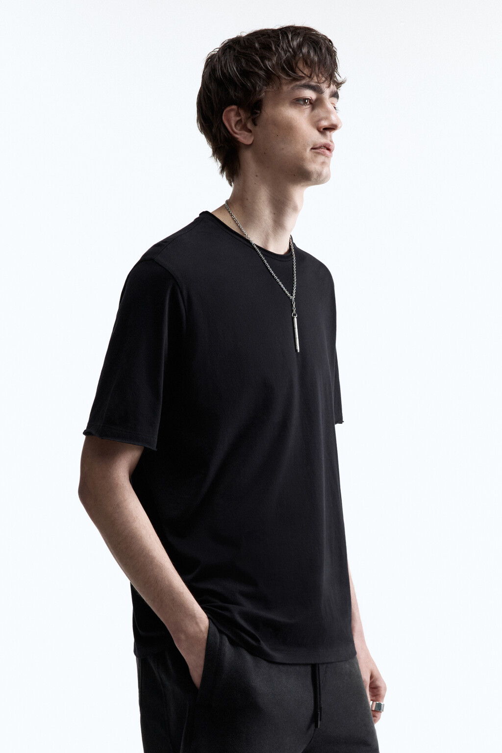 Футболка хлопковая с открытыми срезами - цвет черный - 2