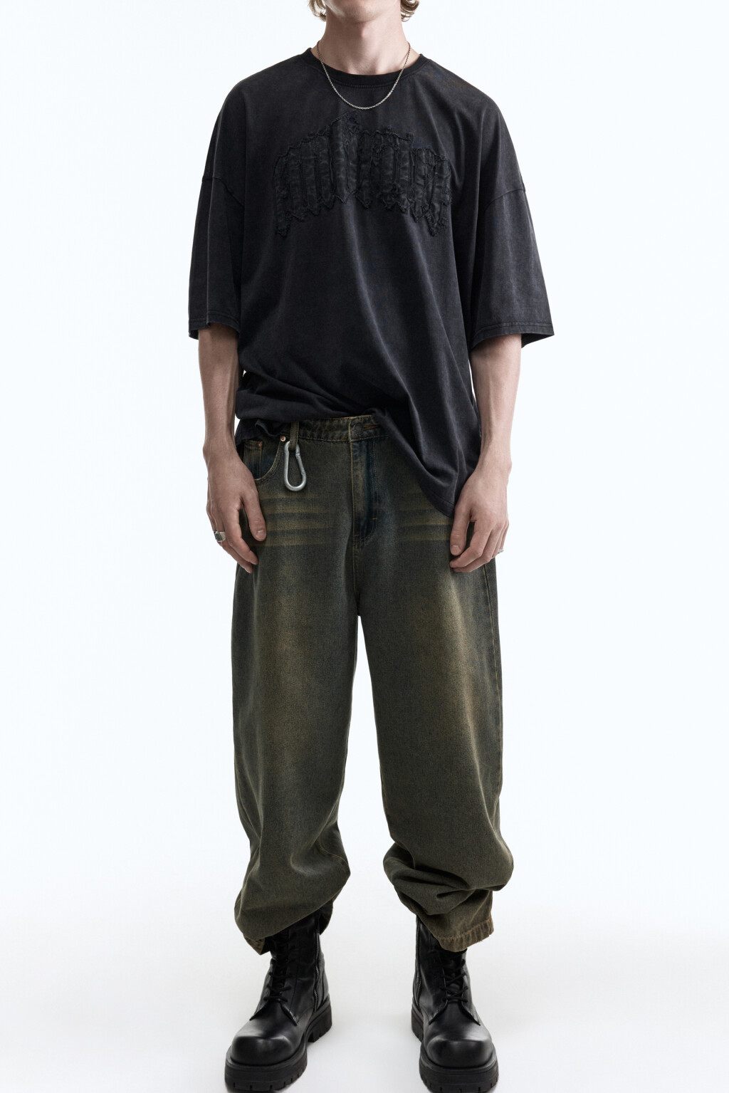 Футболка oversize с вареным эффектом и принтом - цвет черный - 5