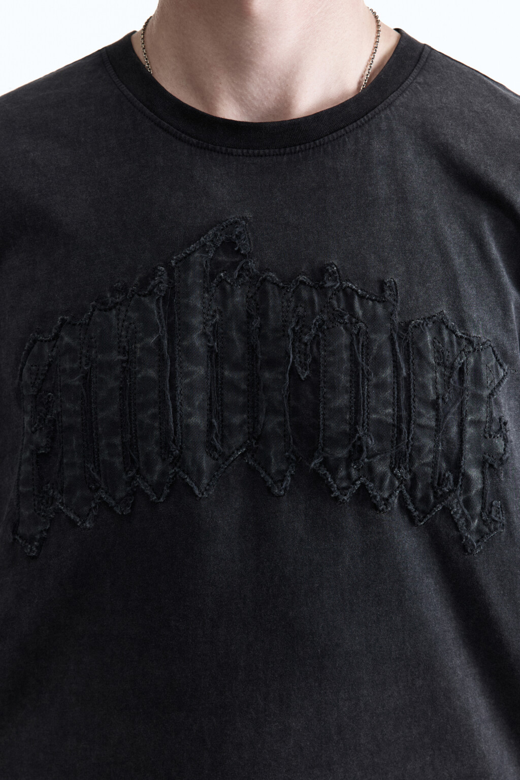 Футболка oversize с вареным эффектом и принтом - цвет черный - 6