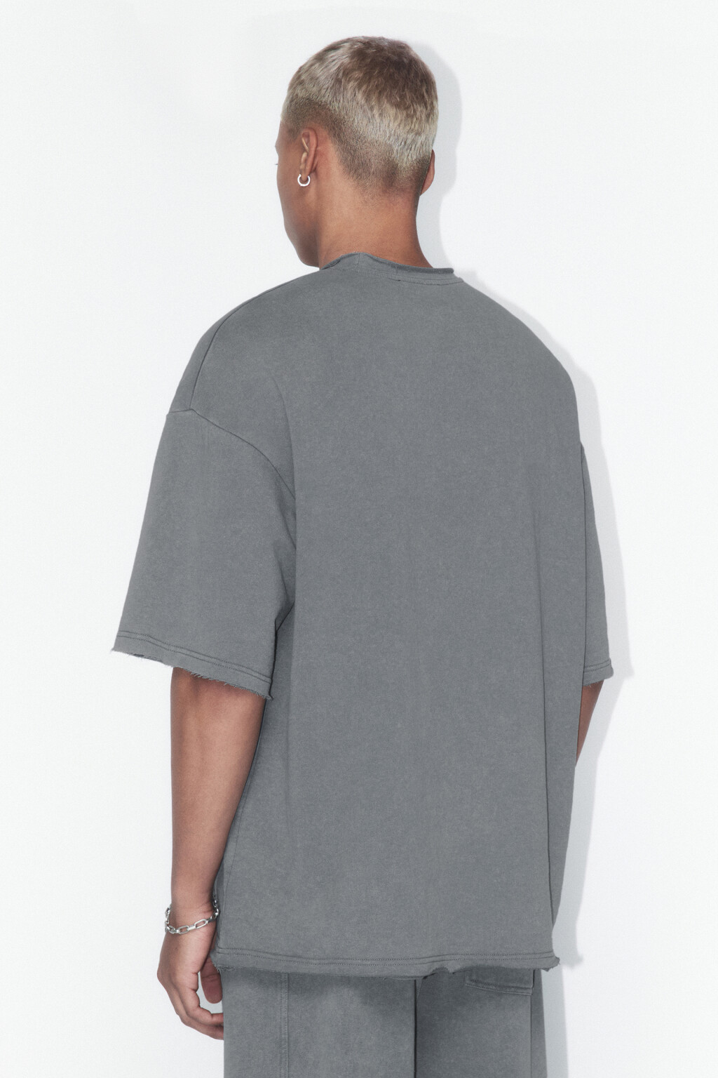 Футболка плотная хлопковая с вареным эффектом - цвет серый - 4