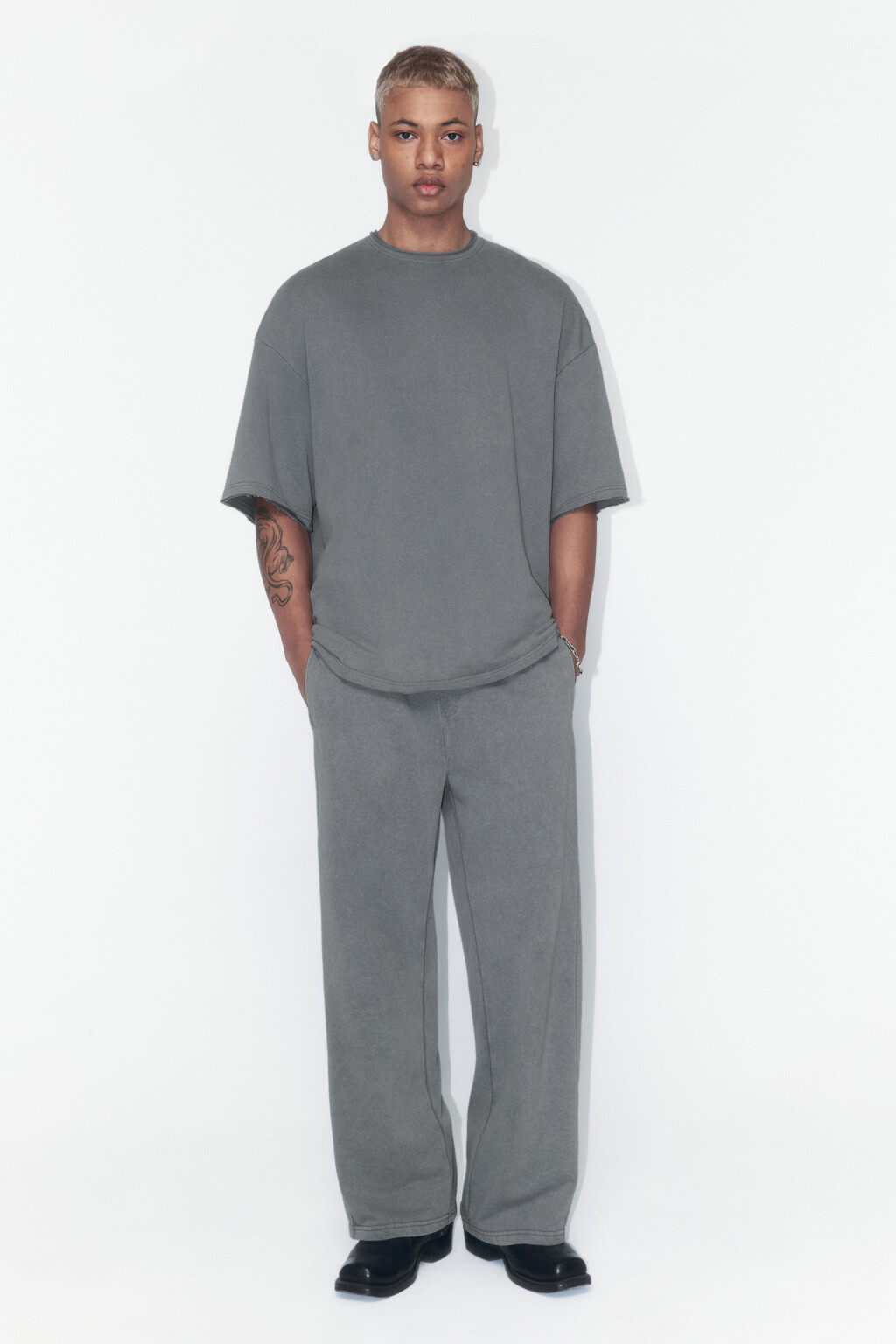 Футболка плотная хлопковая с вареным эффектом - цвет серый - 5