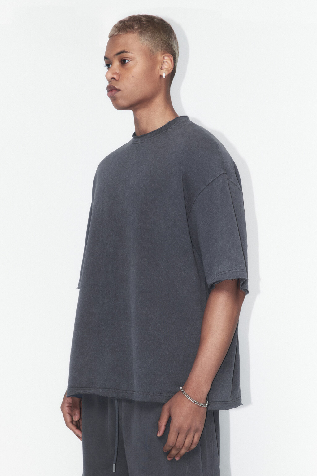 Футболка плотная хлопковая с вареным эффектом - цвет серый - 3