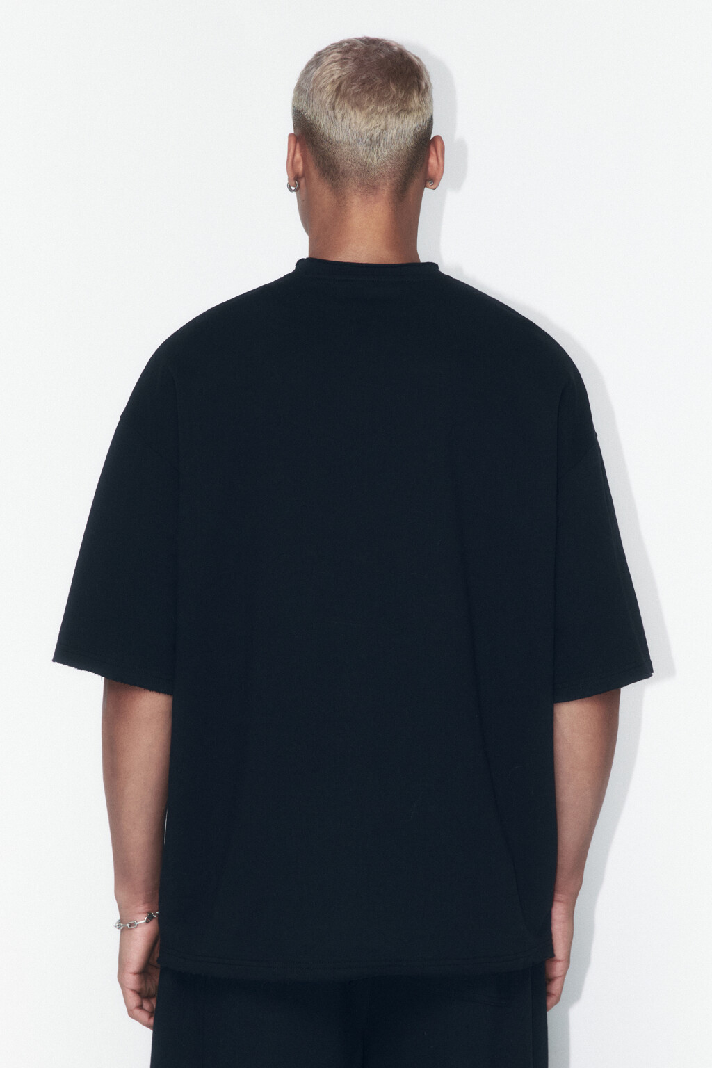 Футболка плотная хлопковая с вареным эффектом - цвет черный - 4