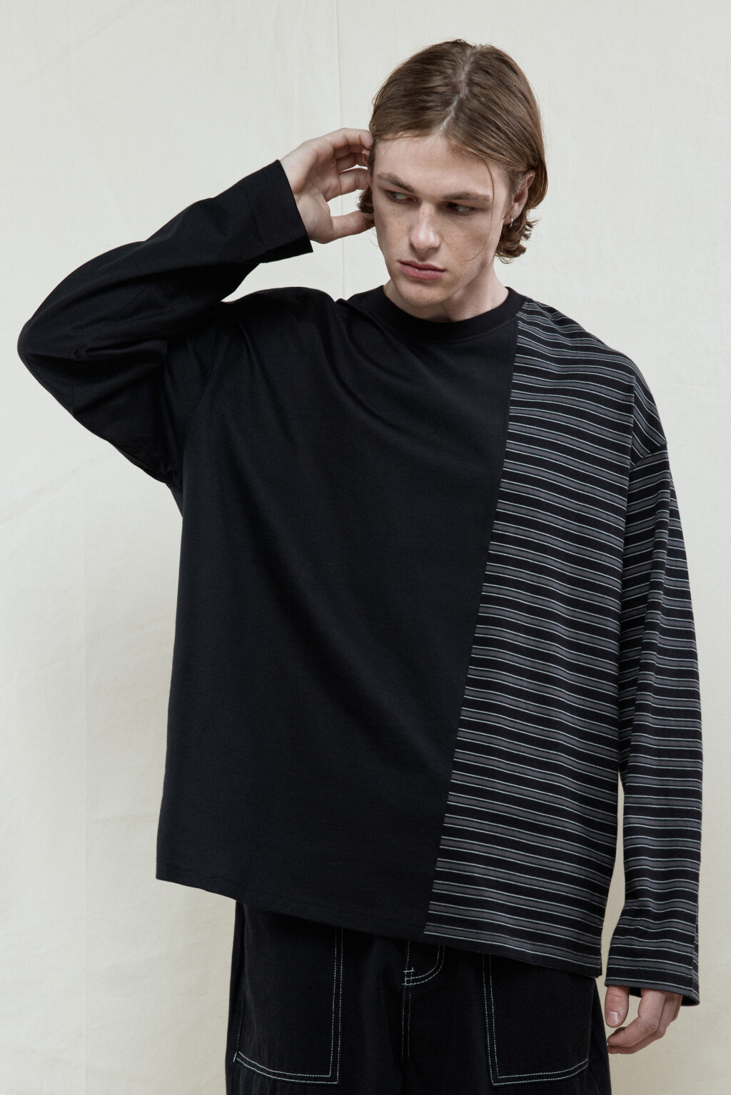 Лонгслив oversize из двух тканей - цвет черный - 1