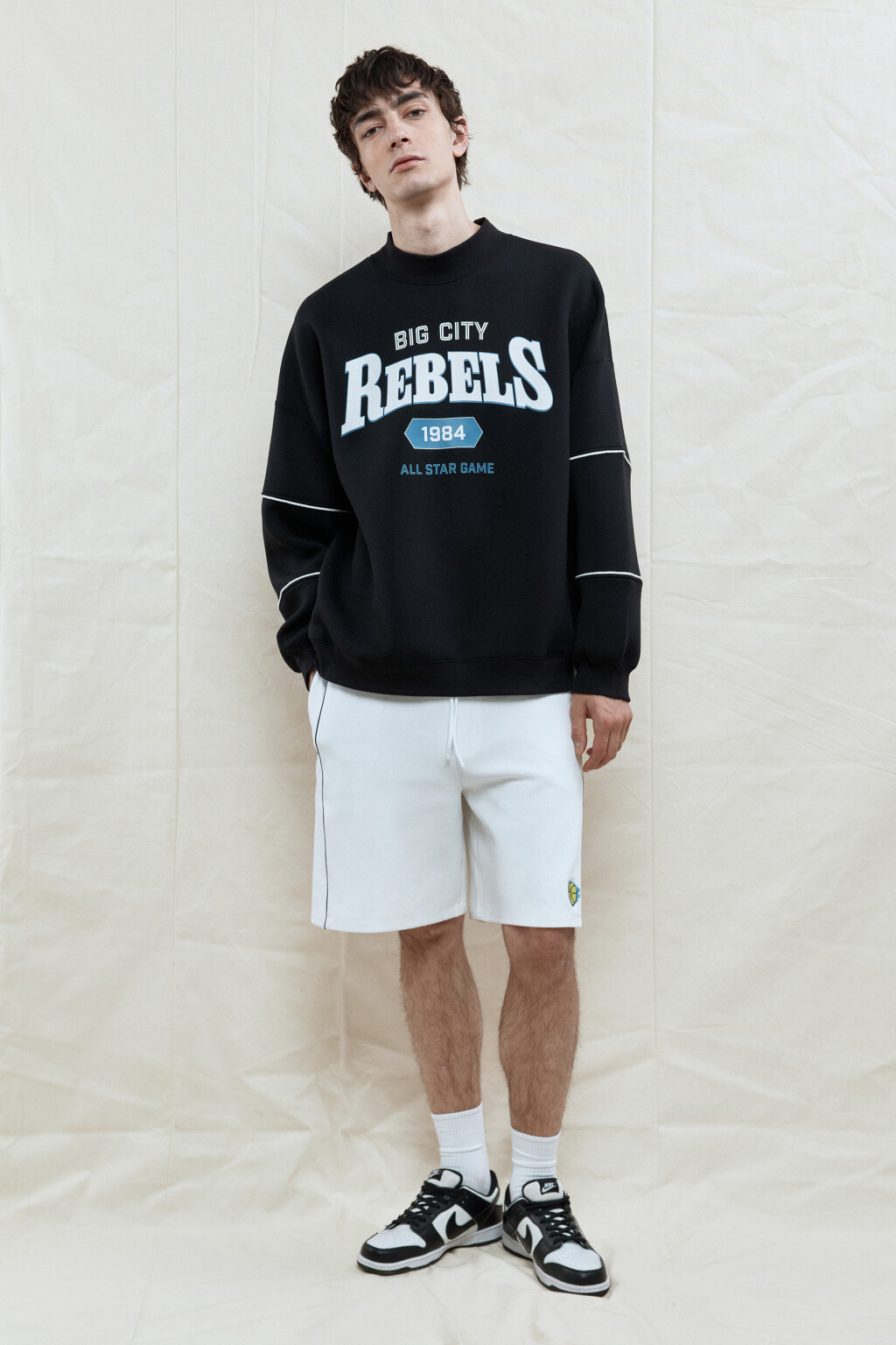 Свитшот oversize с принтом в спортивном стиле - цвет черный - 6