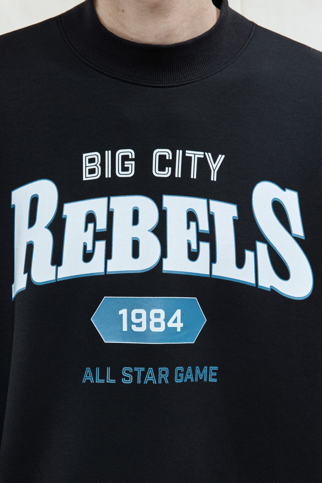 Свитшот oversize с принтом в спортивном стиле - цвет черный - 7