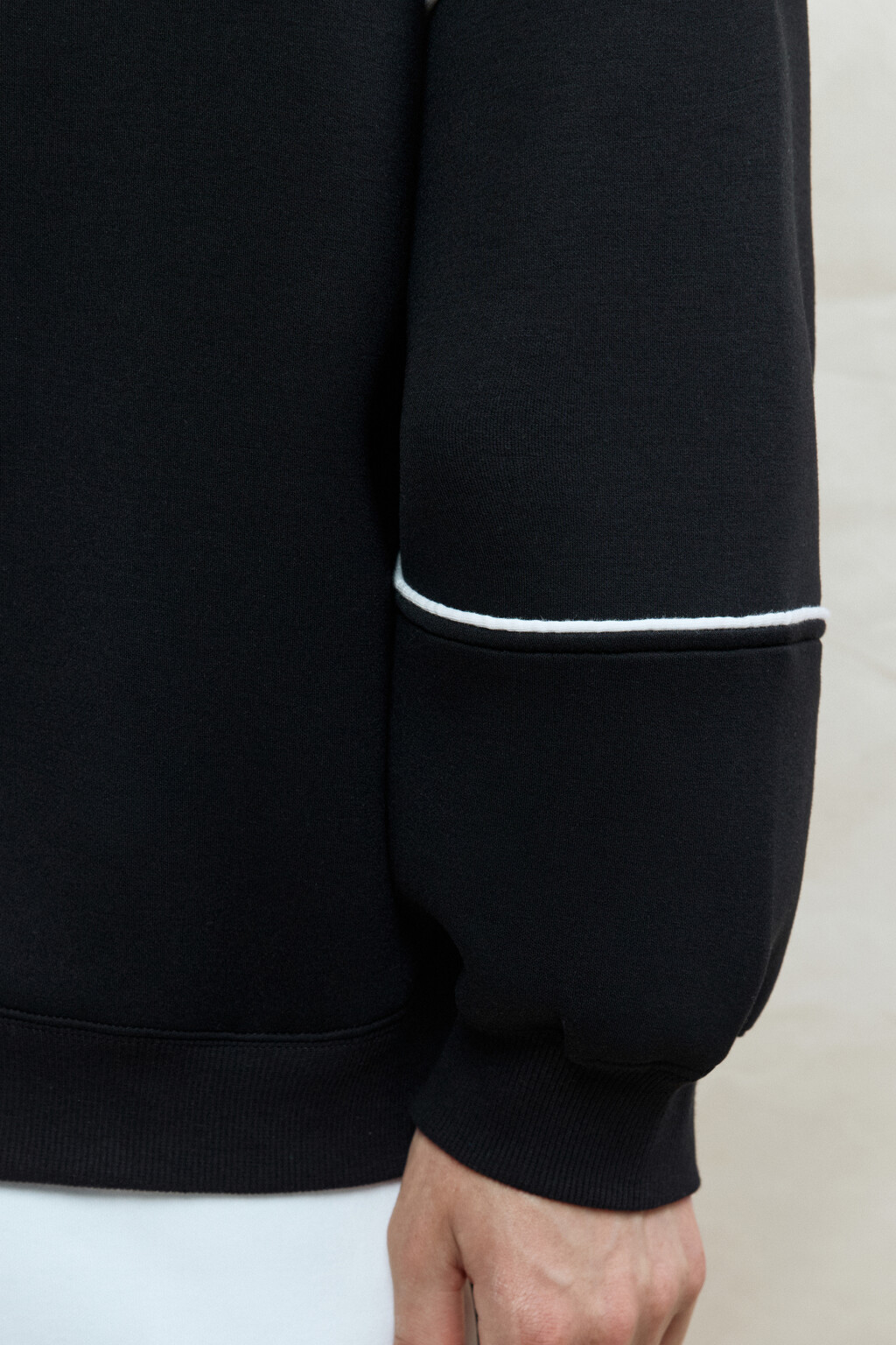 Свитшот oversize с принтом в спортивном стиле - цвет черный - 8