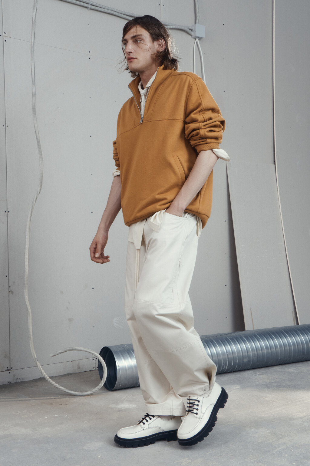 Толстовка oversize с воротником-стойкой на молнии - цвет коричневый - 10