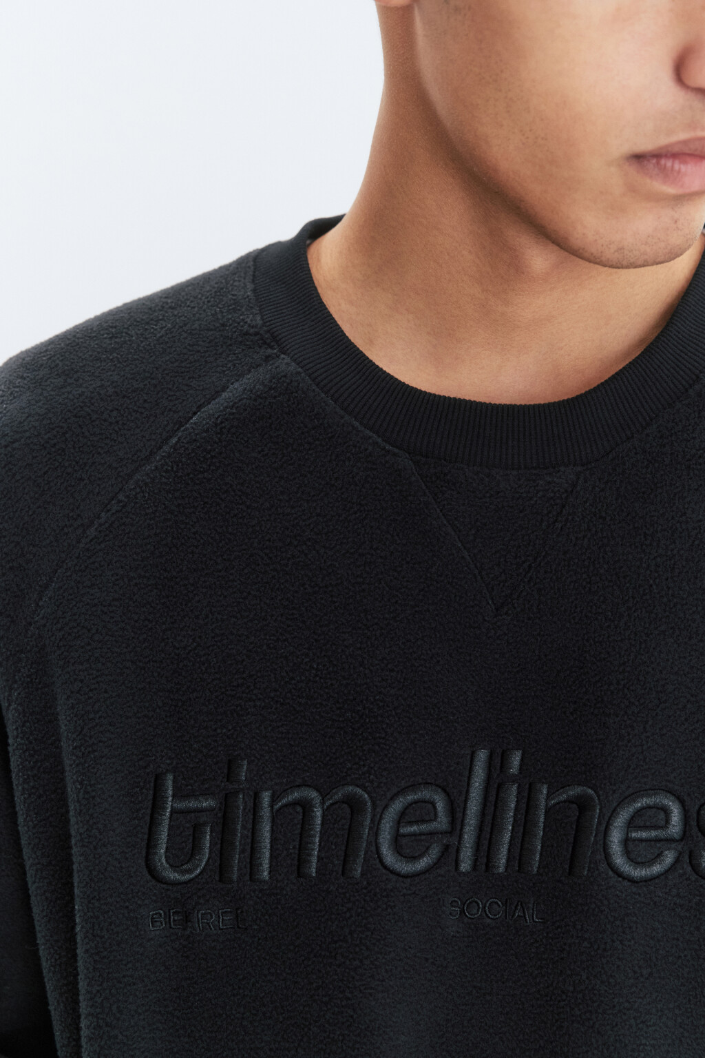 Свитшот oversize флисовый с принтом - цвет черный - 6