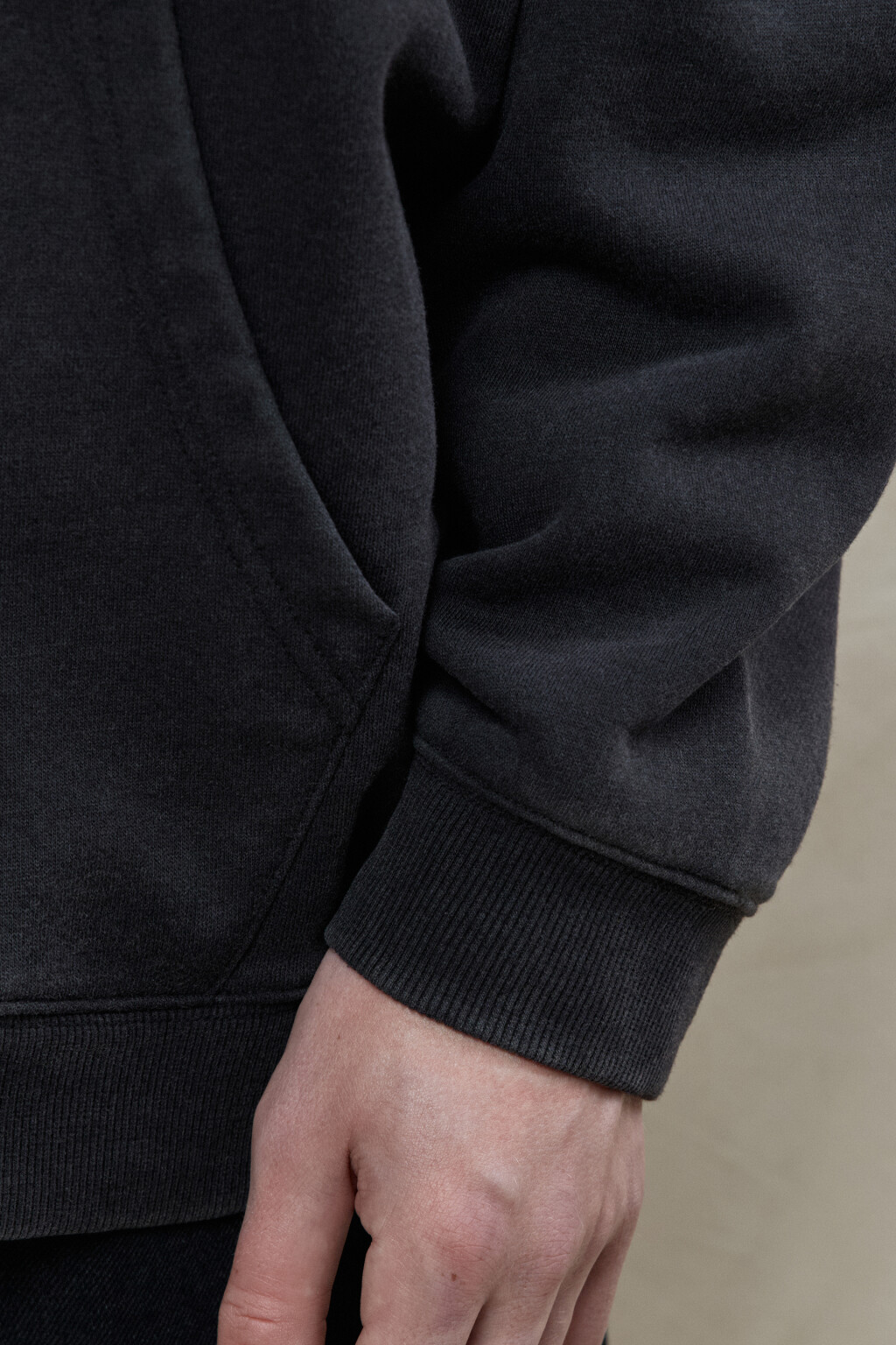 Худи oversize с капюшоном и принтом - цвет черный - 7