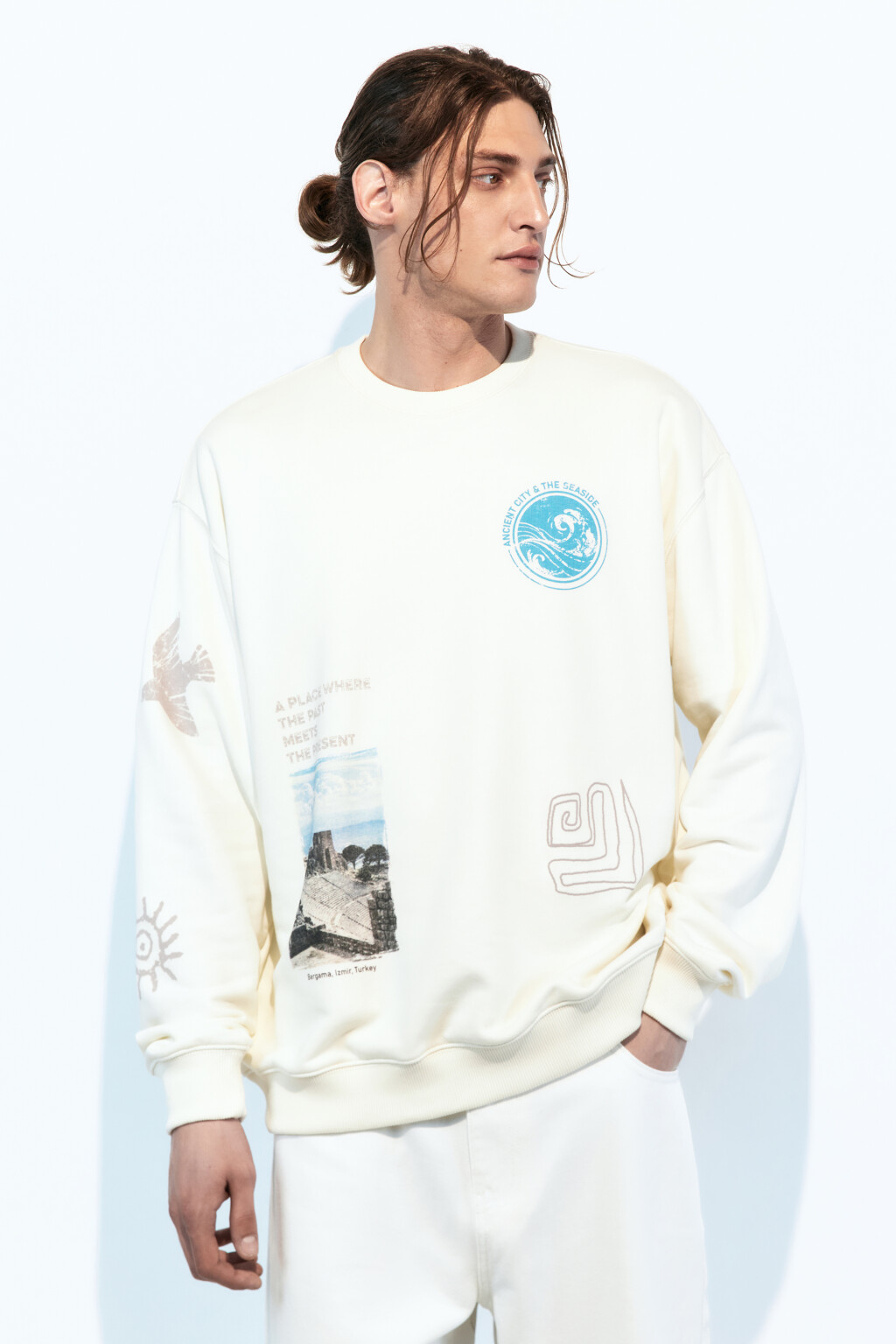 Свитшот oversize из футера с принтом - цвет белый - 2