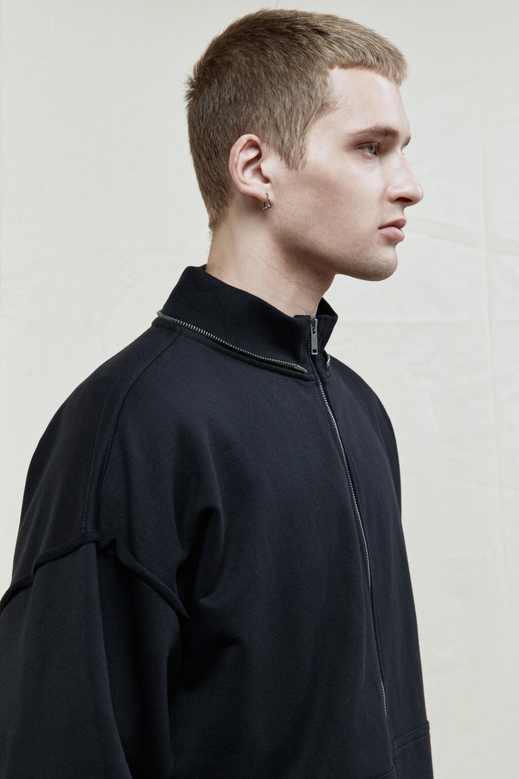 Худи-зипка oversize из футера с капюшоном - цвет черный - 9