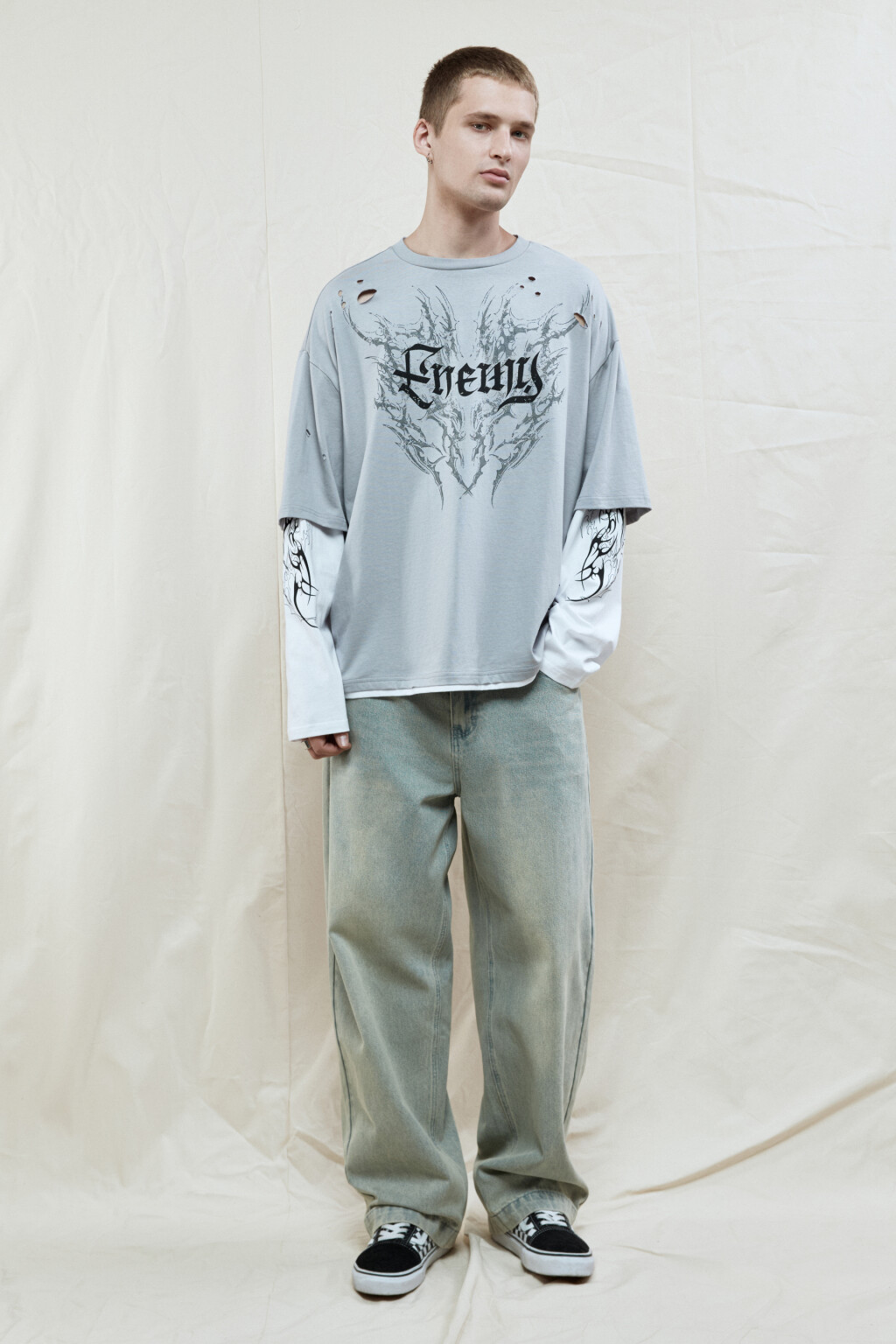 Лонгслив oversize с двойными рукавами и принтом - цвет черный - 5