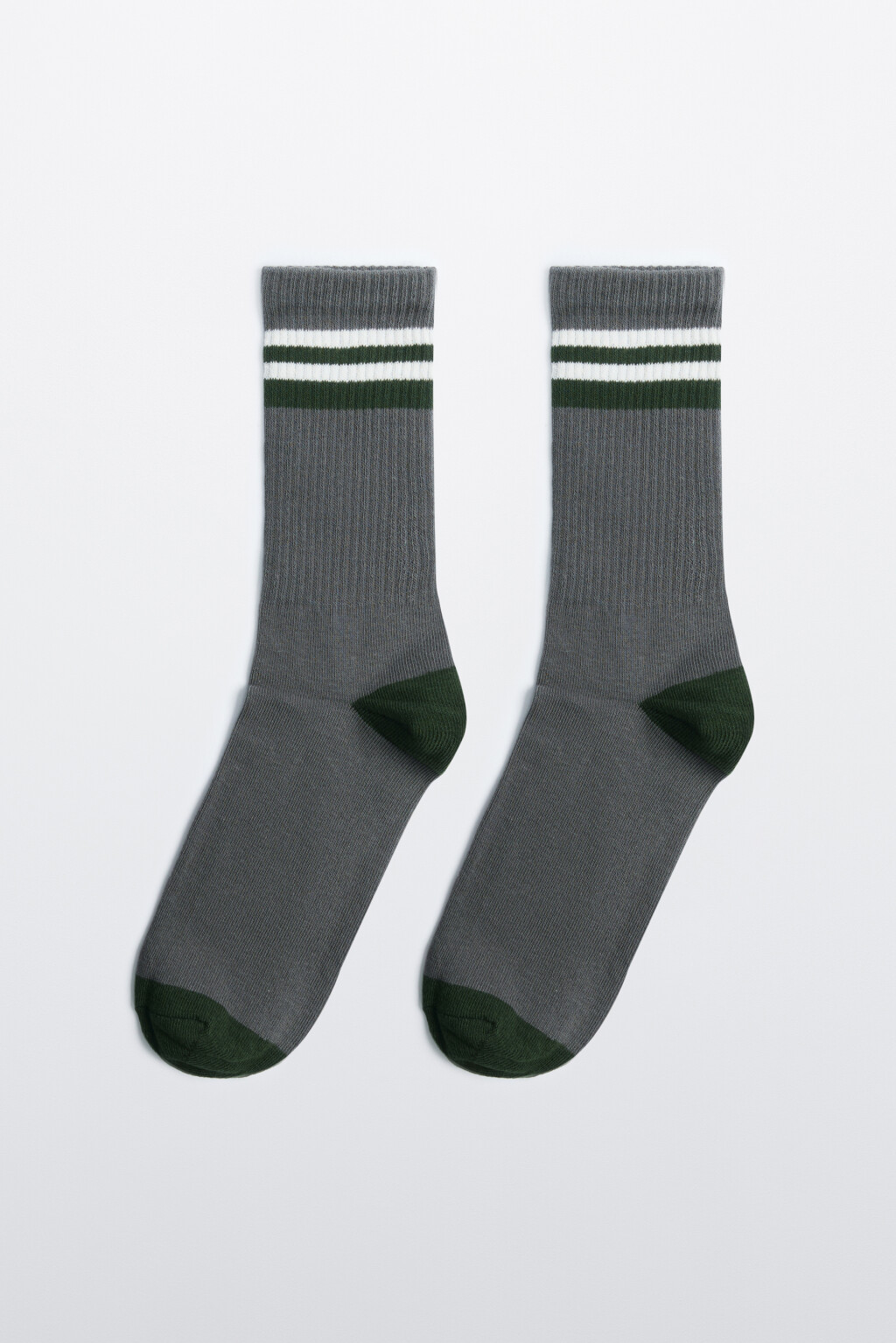 Носки высокие хлопковые с полосками - цвет серый - 1
