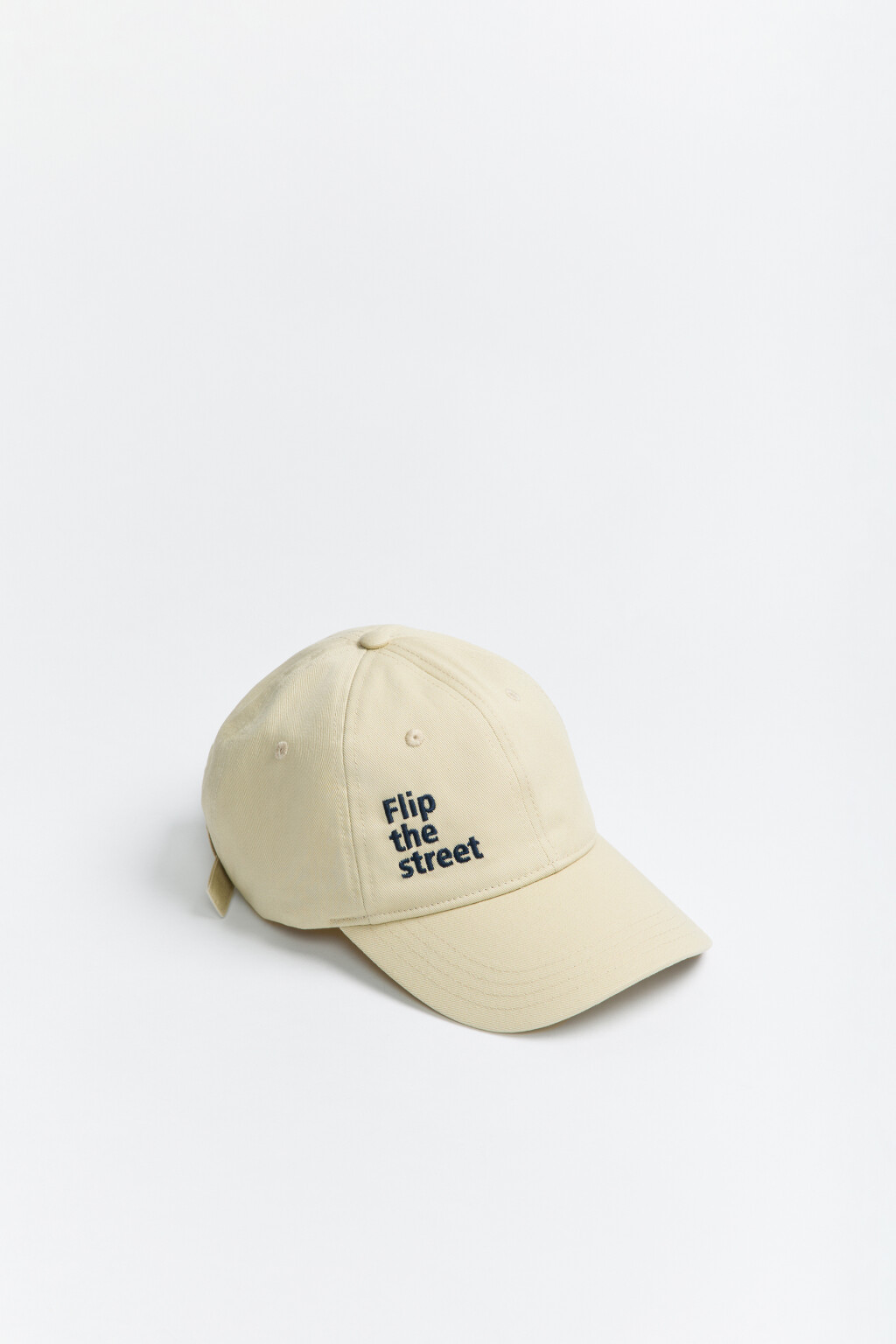 Бейсболка хлопковая с вышитой надписью - цвет бежевый - 2