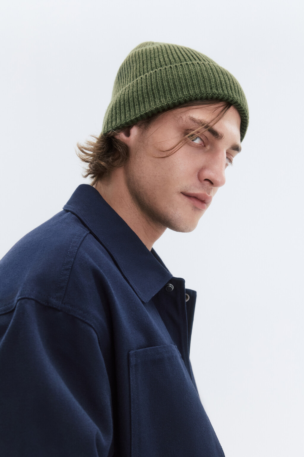 Шапка-бини вязаная в рубчик - цвет зеленый - 3