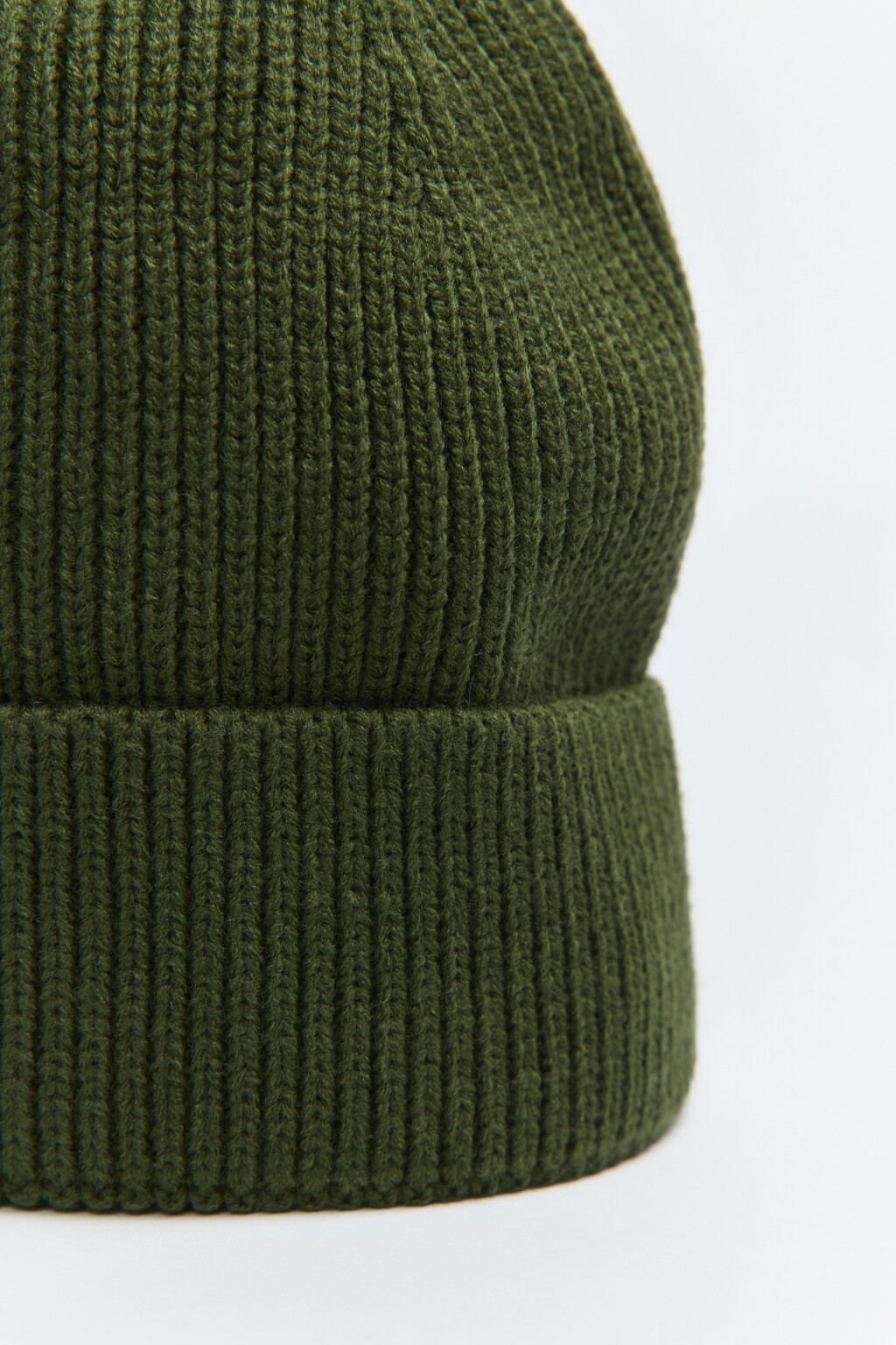 Шапка-бини вязаная в рубчик - цвет зеленый - 2