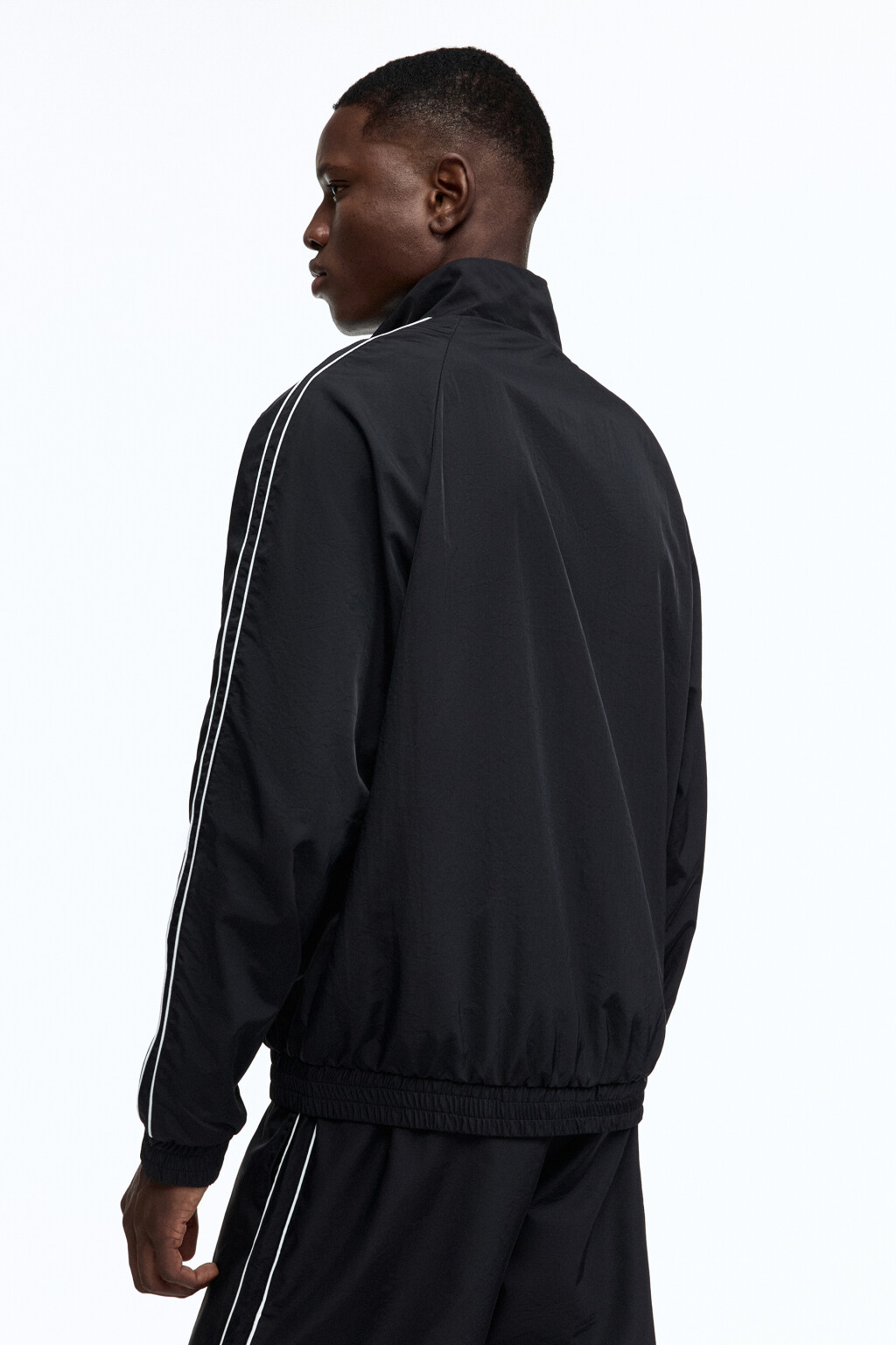 Куртка-олимпийка спортивная с лампасами - цвет черный - 4