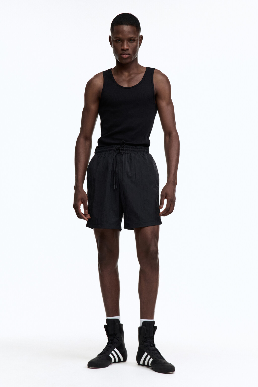 Шорты спортивные с лампасами - цвет черный - 5