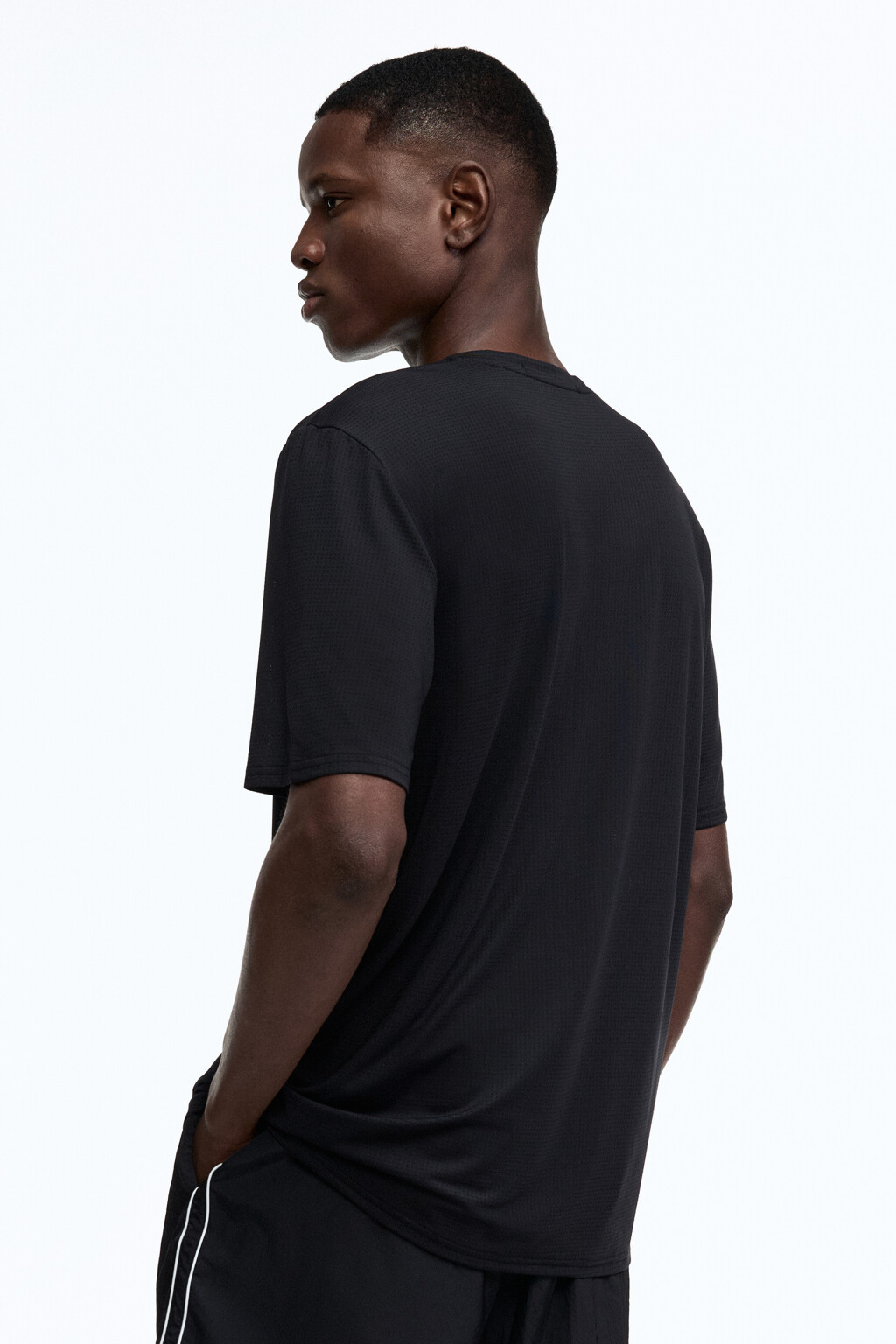 Футболка спортивная сетчатая с надписью - цвет черный - 4