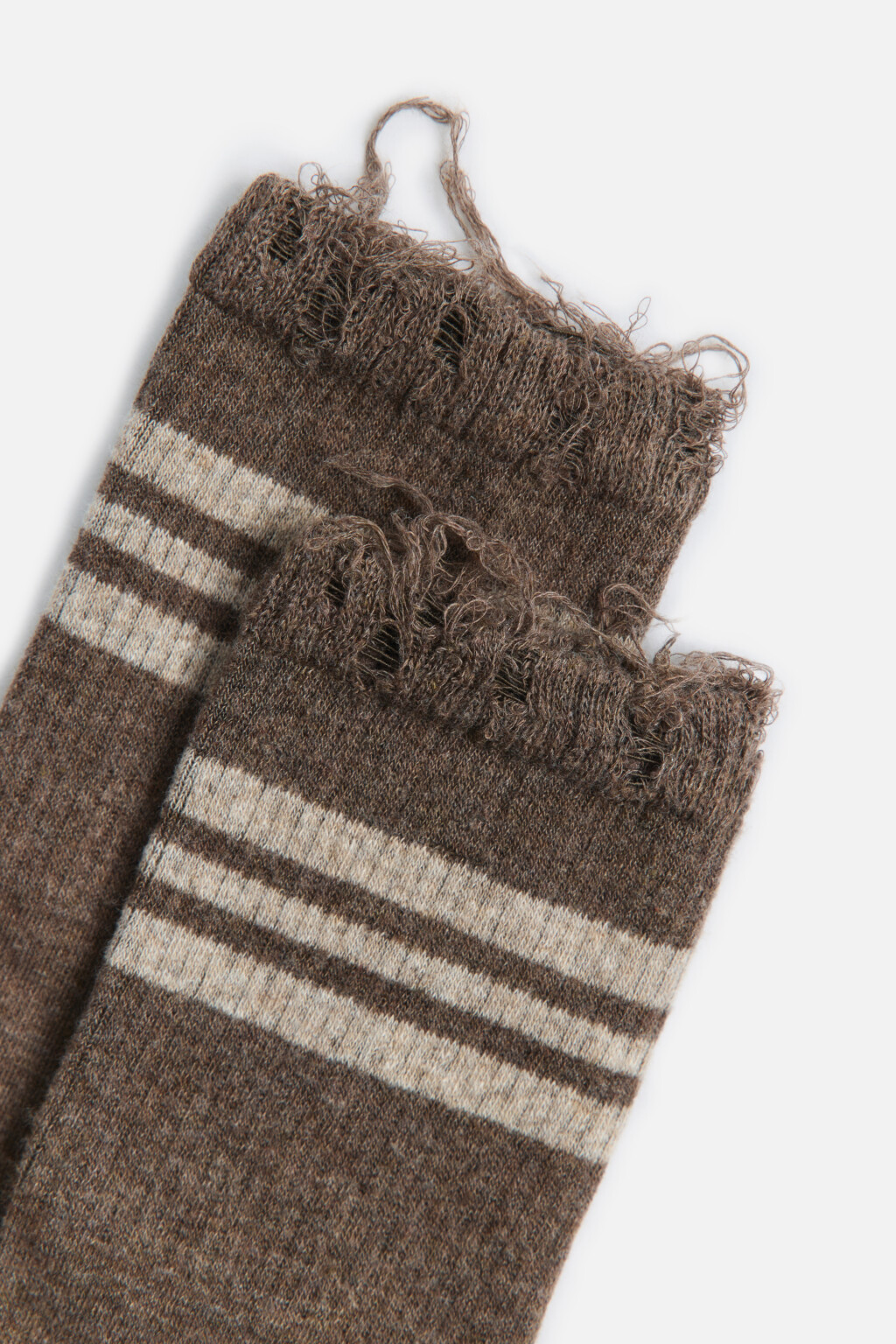 Носки высокие с рваными краями - цвет коричневый - 2