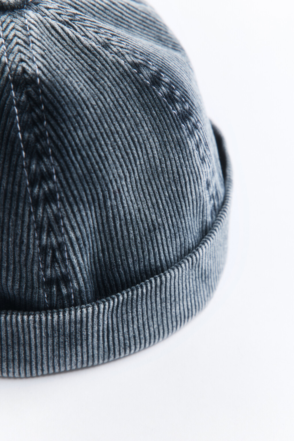 Шапка-докер хлопковая в рубчик с вареным эффектом - цвет черный - 2
